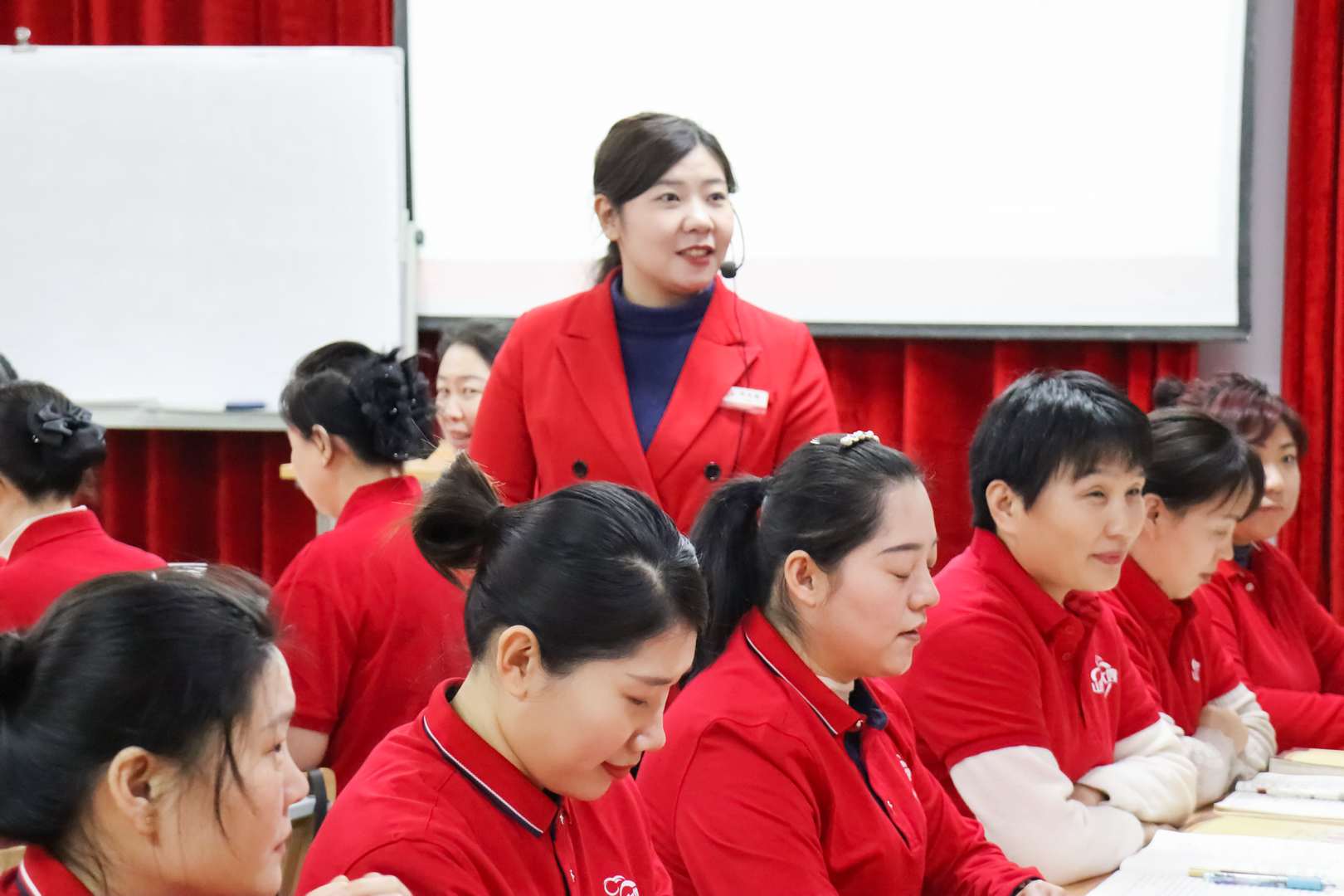 中高级母婴护理师 (月嫂)